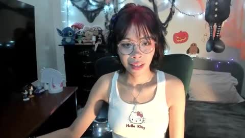 mina online show from 10-21-25, 03:29