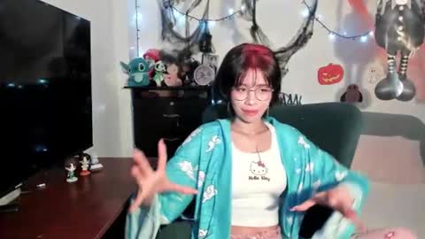 mina online show from 10-26-25, 08:48
