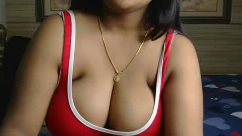 dolly_2 online show from 02-15-25, 07:49