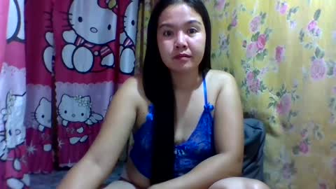 Snapshot of dolly_cute28 chatting on 02-18-25, 08:36 dolly_cute28 online show from 02-18-25, 08:36