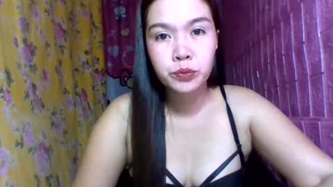 Snapshot of dolly_cute28 chatting on 09-11-25, 09:04 dolly_cute28 online show from 09-11-25, 09:04
