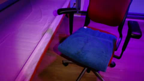 Dolly Do online show from 07-15-26, 06:35