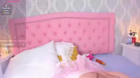 dolly_kitter online show from 06-14-26, 11:45