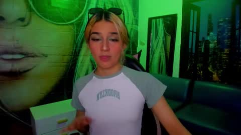 Dolly pocket online show from 03-17-26, 09:18