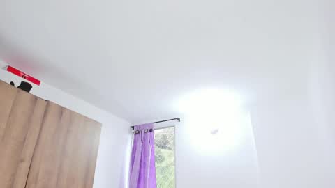 dolly walker online show from 10-04-25, 09:24