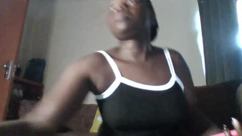 dollyvee online show from 07-06-26, 03:03