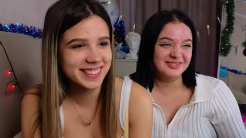 We Lili and Lory  nice see yall here online show from 12-17-24, 03:17