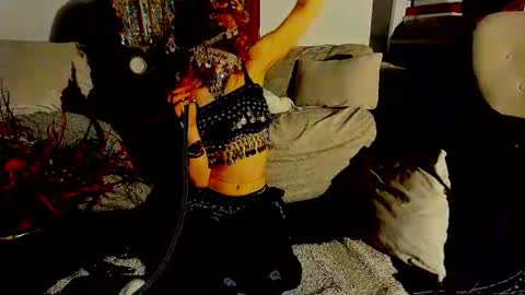 Dolores Sage online show from 04-06-26, 05:47