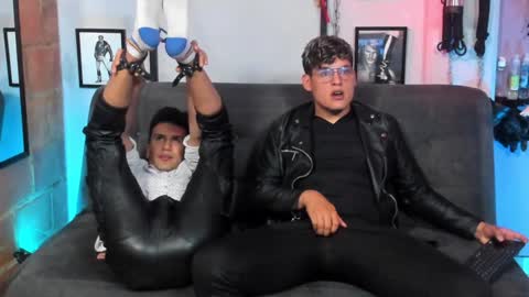 Diego Castell online show from 01-28-25, 05:56