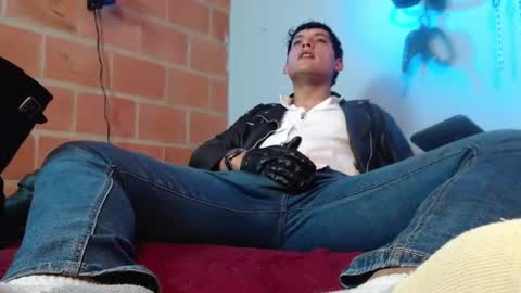 Diego Castell online show from 10-14-25, 09:37