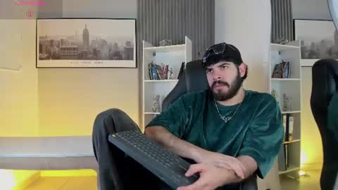 domboy  online show from 08-06-26, 08:22