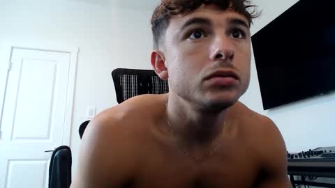 Dom online show from 10-17-25, 06:21