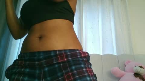 Amarie noels online show from 12-21-25, 10:55