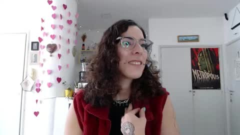 Snapshot of domenica_dos_ouros chatting on 06-03-26, 02:33 sweet domme online show from 06-03-26, 02:33