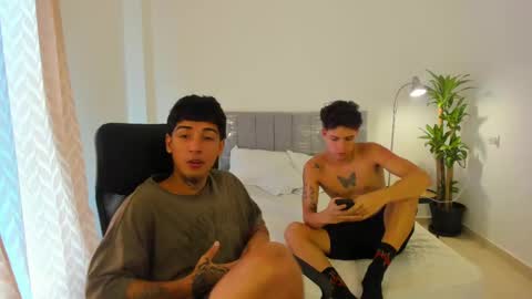 Snapshot of domi_master chatting on 02-15-25, 05:39 MASTER online show from 02-15-25, 05:39