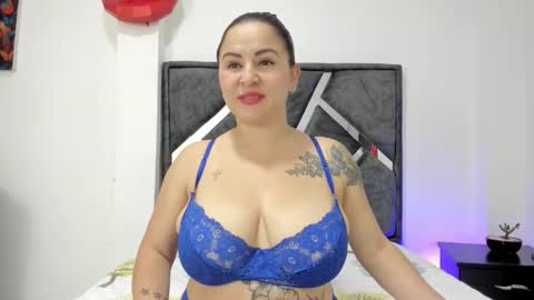 domi  online show from 03-24-26, 11:48