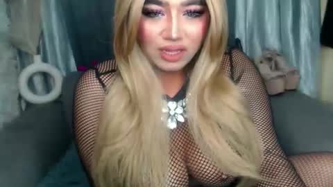 dominant10inchcock online show from 11-27-25, 07:27