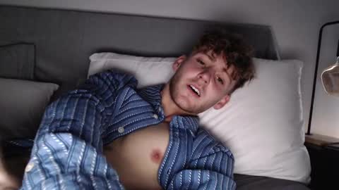 Alex...  online show from 02-08-25, 02:27