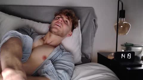 Alex...  online show from 02-28-25, 02:20