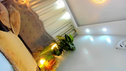 Snapshot of dominantgoddessontop chatting on 03-03-25, 01:31 CALL ME BABY BELLA online show from 03-03-25, 01:31