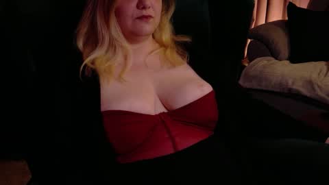 Snapshot of dominasadique chatting on 04-30-26, 09:19 SADE online show from 04-30-26, 09:19