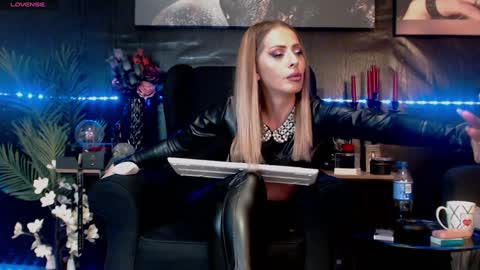 Dominatrix Eve online show from 01-10-25, 12:27