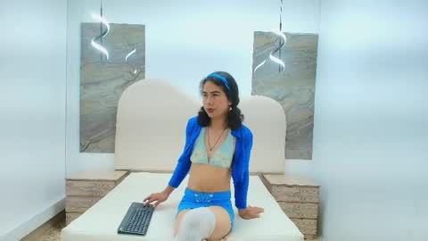 Snapshot of dominic_black0 chatting on 04-18-26, 07:58 Dominic online show from 04-18-26, 07:58