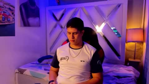 DOMI online show from 02-01-26, 02:21