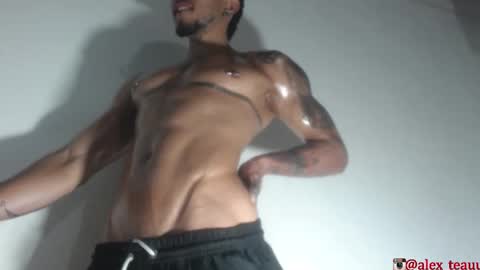 Snapshot of dominic_donnovan chatting on 11-07-25, 09:31 DOMI online show from 11-07-25, 09:31