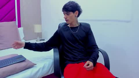 Dominic foox online show from 02-04-26, 12:44