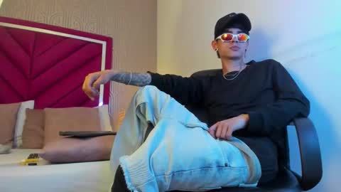 Dominic foox online show from 03-04-26, 08:37