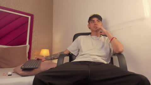 Dominic foox online show from 03-26-26, 07:08