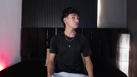 Dominic online show from 01-08-26, 03:31