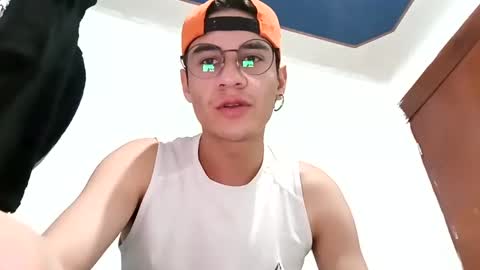 Snapshot of dominic_radccliffe chatting on 12-03-24, 12:57 Your real love online show from 12-03-24, 12:57