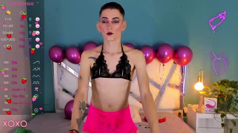 Snapshot of dominic_thailor chatting on 12-26-24, 05:51 Dominic online show from 12-26-24, 05:51