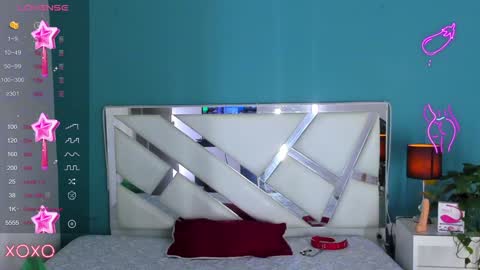 Snapshot of dominic_thailor chatting on 12-31-24, 01:52 Dominic online show from 12-31-24, 01:52