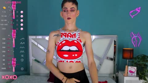 Snapshot of dominic_thailor chatting on 01-04-25, 04:54 Dominic online show from 01-04-25, 04:54