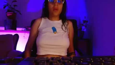   online show from 05-18-26, 11:43