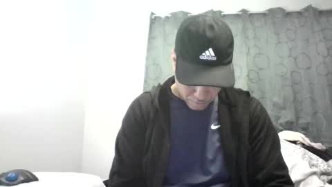 luis online show from 02-11-25, 08:42