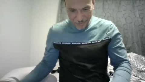 luis online show from 03-10-25, 01:23