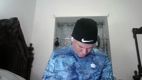 luis online show from 05-11-26, 07:55