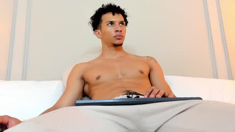 Dominick Star online show from 12-21-24, 09:44