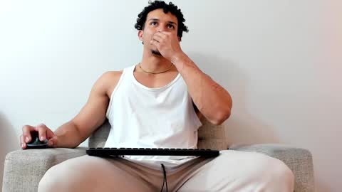 Dominick Star online show from 01-22-25, 03:09