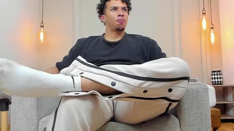 Dominick Star online show from 02-07-25, 10:08