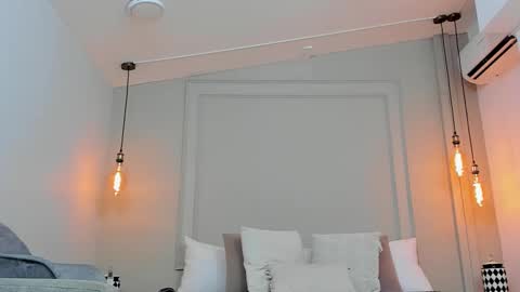 Dominick Star online show from 02-11-25, 07:33