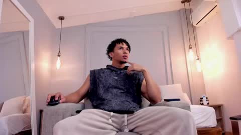 Dominick Star online show from 09-19-25, 04:47