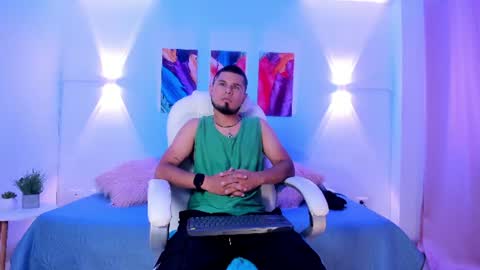 Snapshot of dominikvega chatting on 07-29-26, 06:50 Dominik online show from 07-29-26, 06:50