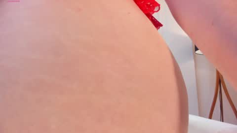 Snapshot of dominiquevega_ chatting on 01-20-25, 01:50 Dominique online show from 01-20-25, 01:50