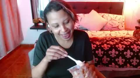  D O M I N K  online show from 06-24-26, 07:57