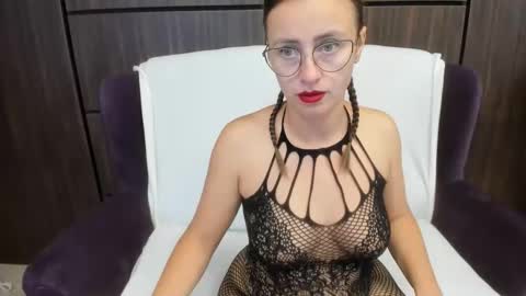 Dominna online show from 09-24-25, 05:22